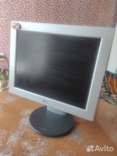 Монитор LG