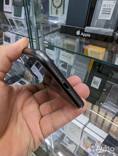 Телефон iPhone 11 128gb