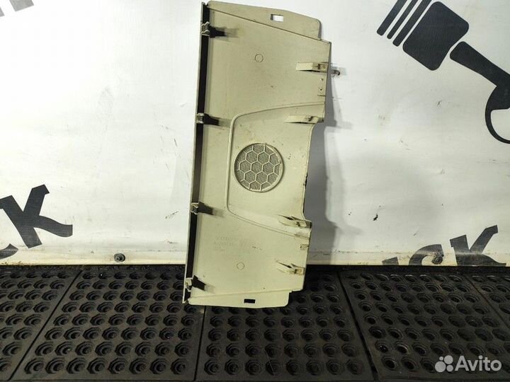 Накладка декоративная Volvo FH