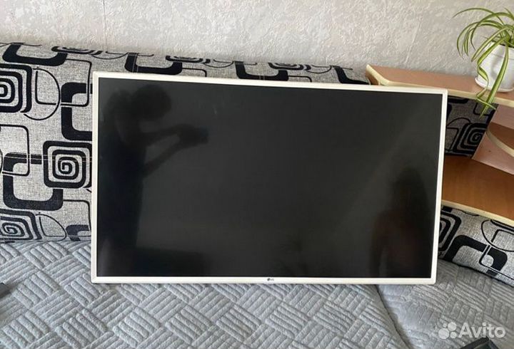 Телевизор lg SMART tv бу