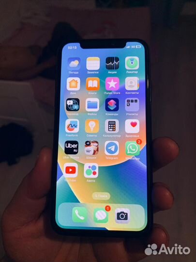 Телефон iPhone 10