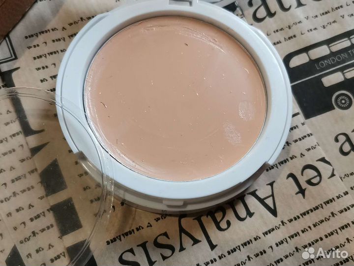 Крем пудра Benefit