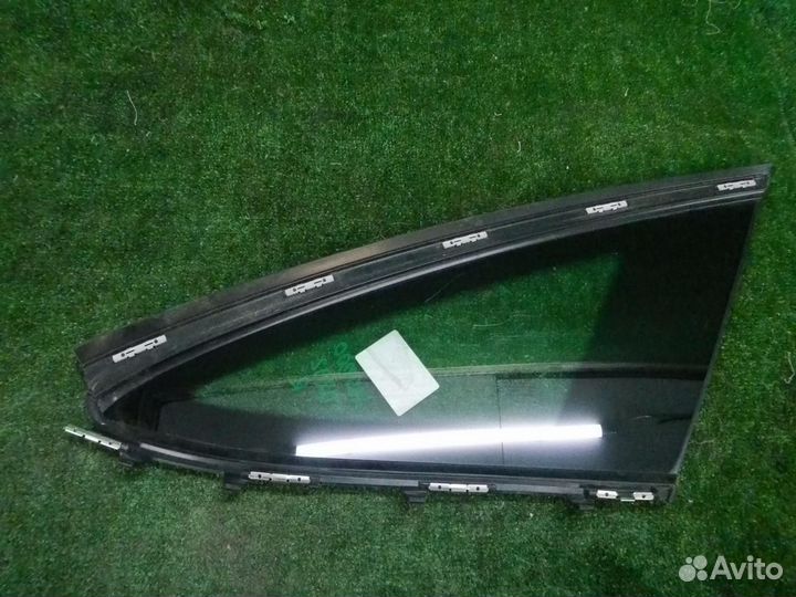 Форточка задняя правая Mercedes GLE c292 (2015-201