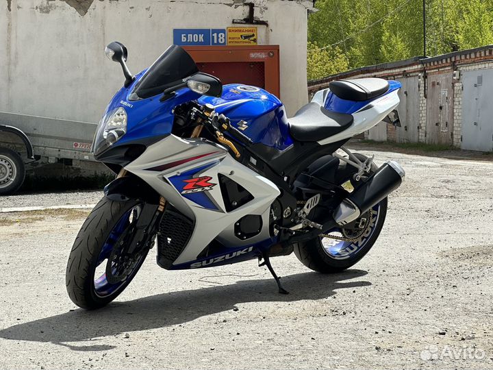 Suzuki gsxr 1000 k8