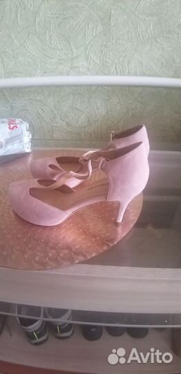 Босоножки женские 38 размер