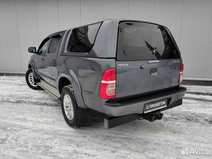 Toyota Hilux 3.0 AT, 2013, 265 000 км