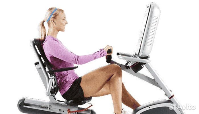 Горизонтальный велотренажер Star Trac 8RB-LCD