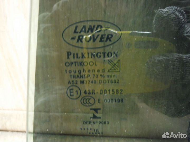 Стекло двери задней левой Land Rover Discovery 4