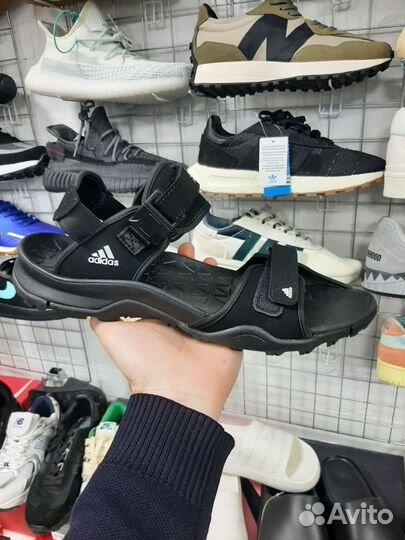 Сандали adidas