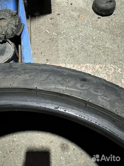 Pirelli P Zero 275/35 R21