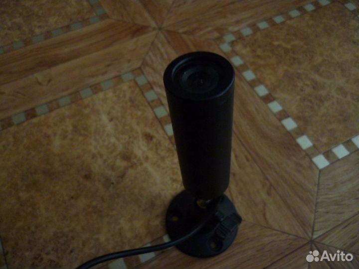 Меняю 2 внутренние камеры видеонаблюдения