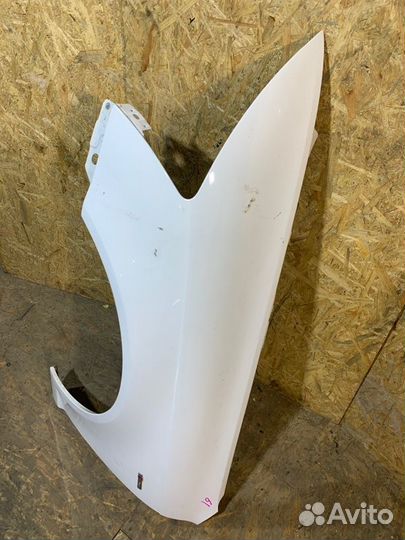 Крыло переднее левое Audi A6 C6 седан 2.8 CCE