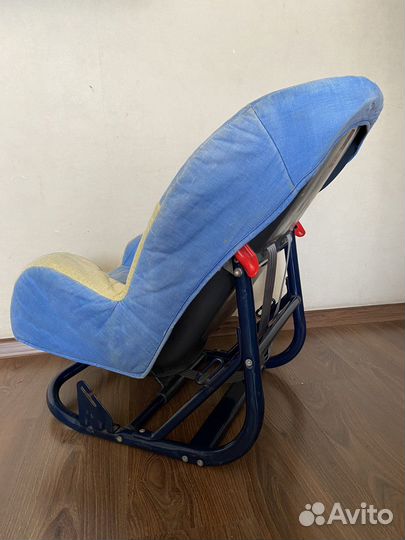 Автомобильное кресло brevi