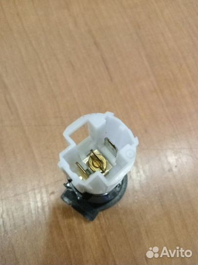 Розетка багажника Volkswagen Polo хетчбек cggb 1.4