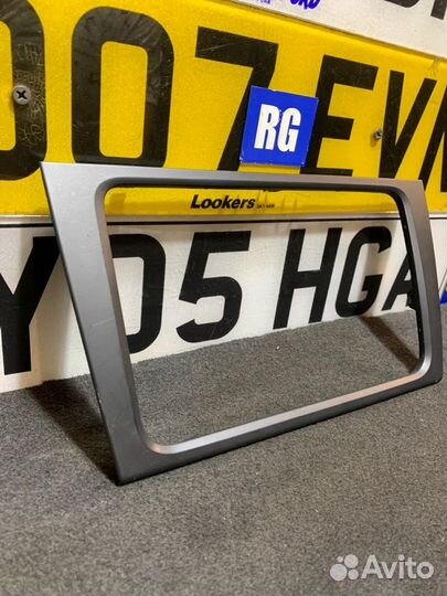 Рамка магнитолы Volkswagen Golf cavd 1.4 2009