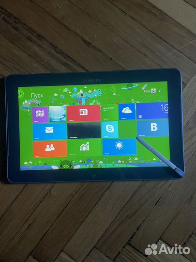 Планшет Samsung ativ Smart PC XE500T1C