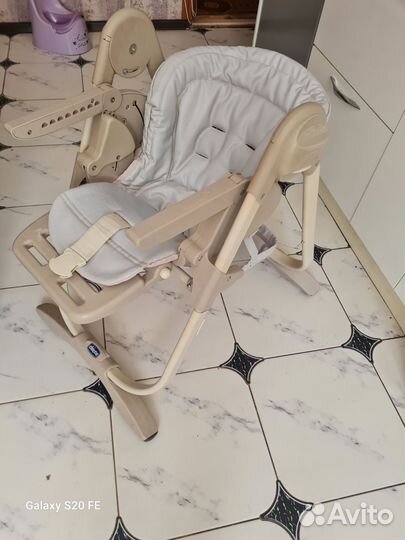 Стульчик для кормления chicco