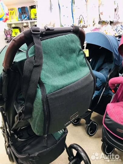 Коляска прогулочная новая