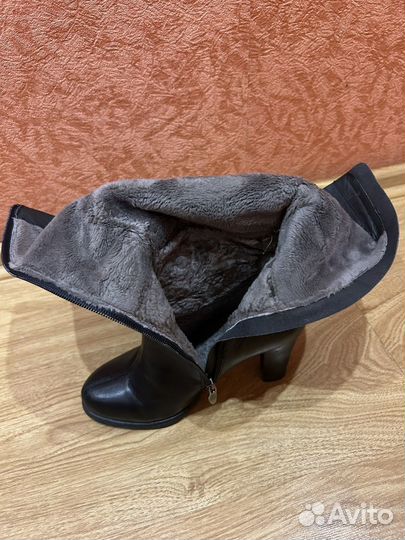 Сапоги женские