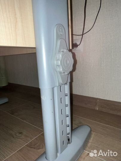 Растущая парта и стул дэми