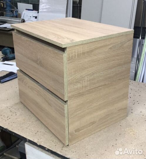 Ящик подвесной для ванны