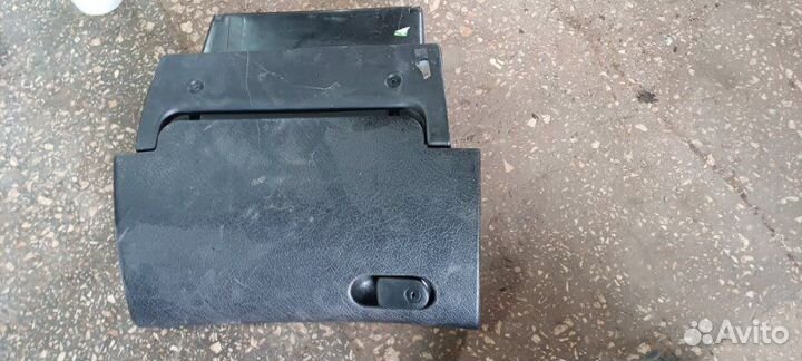 Бардачок Opel Vectra универсал