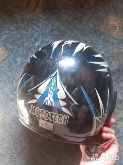 Шлем для мопеда