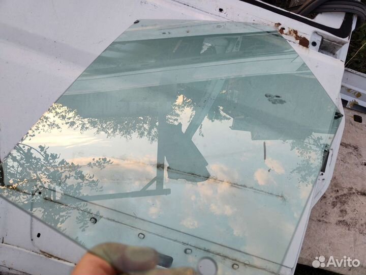 Стекло опускное левое peugeot boxer fiat ducato250