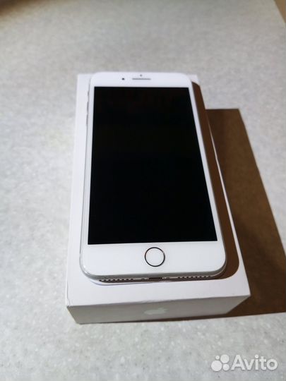 iPhone 8 Plus, 64 ГБ