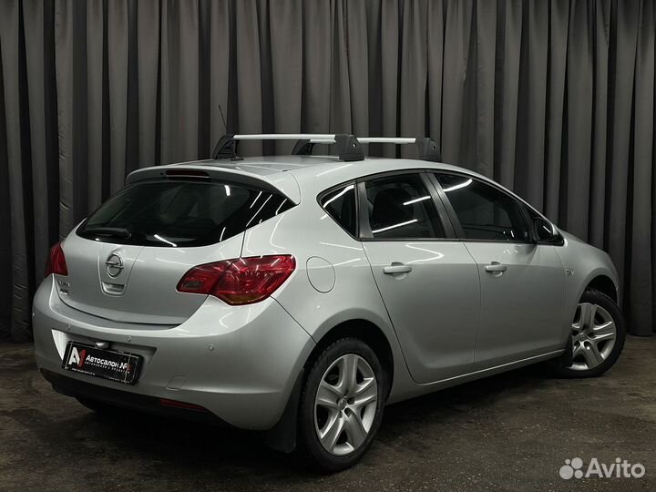 Opel Astra 1.6 AT, 2011, 141 000 км