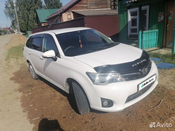 Toyota Corolla Fielder 1.5 CVT, 2014, 221 388 км
