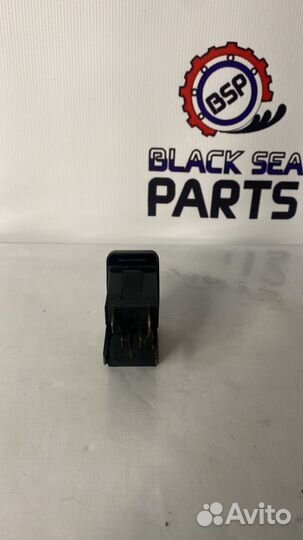 Кнопка подогрева заднего стекла VW Passat B3