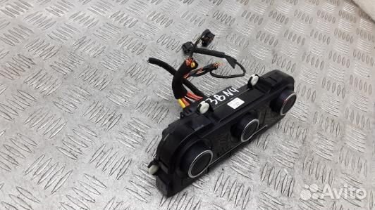 Блок управления печки и климат-контроля volkswagen