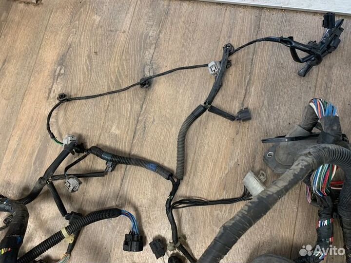 Проводка салона Mitsubishi Pajero 4 3.2D 2007
