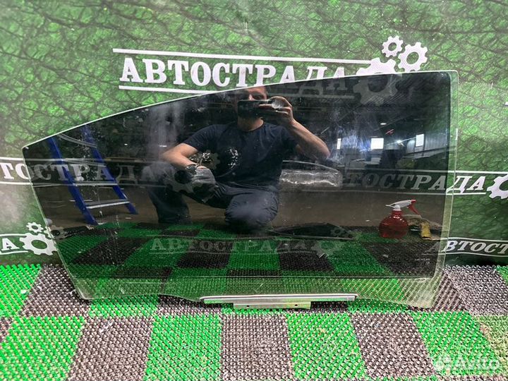 Стекло двери заднее правое Lexus Es 6 2012-2017