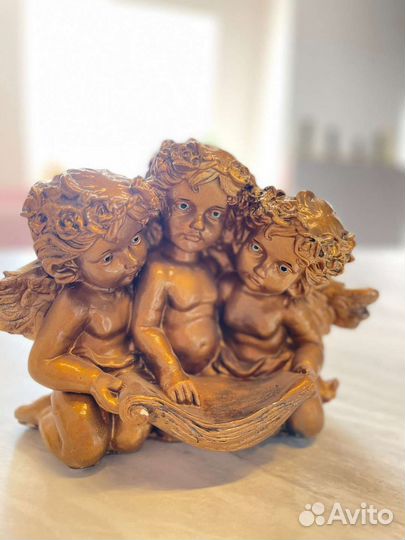 Фигура ангел