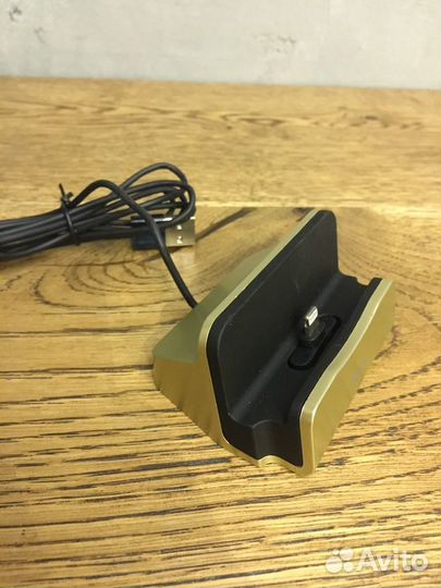 Док станция lightening фирмы Hoco