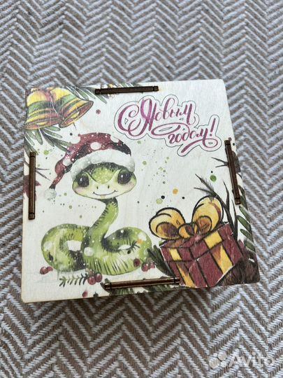 Копилка для денег деревянная