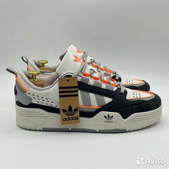 Кроссовки Adidas