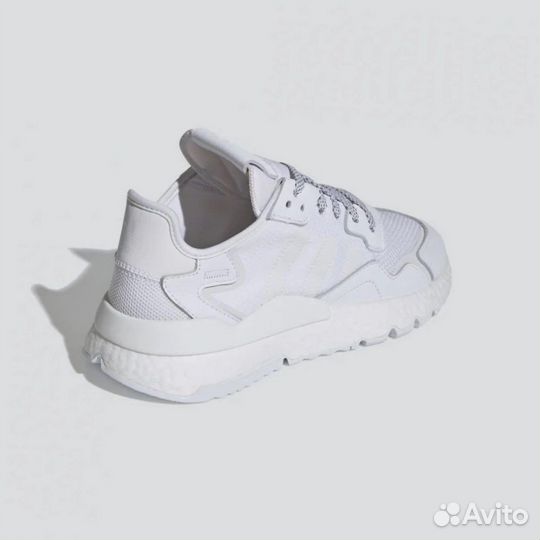 Adidas nite jogger white