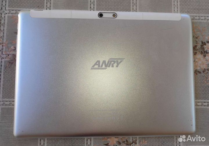 Планшет anry