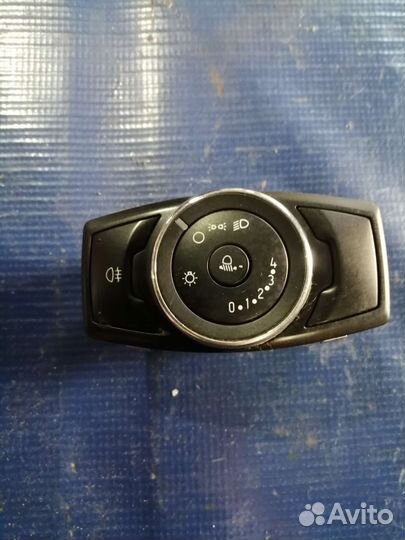 Блок управления светом Ford Focus 3