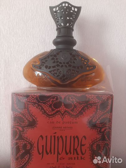 Jeanne arthes Gupure and silk