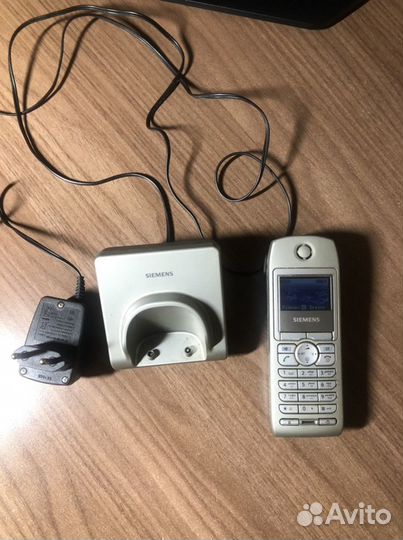 Телефон Siemens Gigaset S645