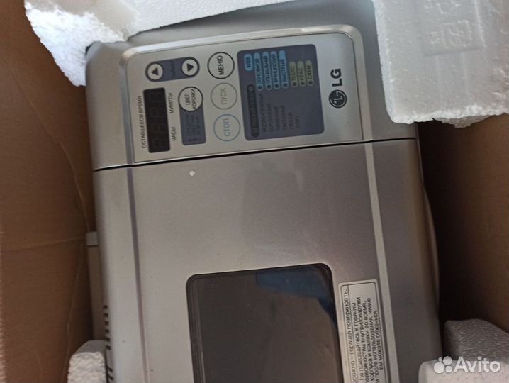 Продам хлебопечку LG