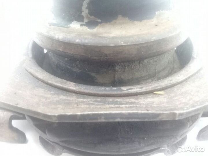 Подушка двигателя Toyota Mark Ii LX80 2LT 1991