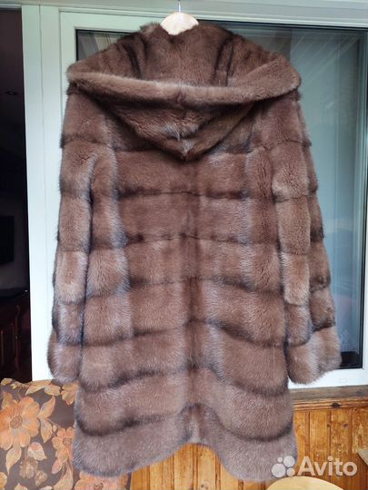Шуба норковая с капюшоном мокко поперечка