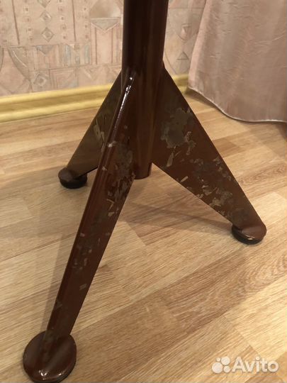 Стул для пианино винтовой