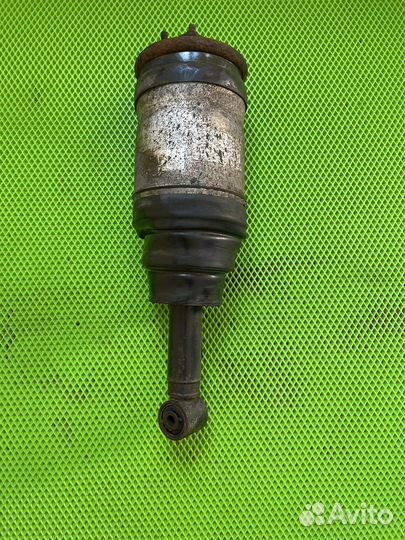 Рейндж ровер спорт 1 стойка пневмобаллон задний