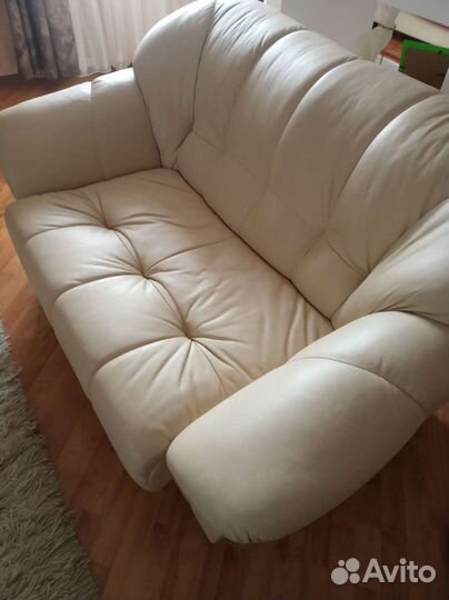 Кожаный диван раскладной